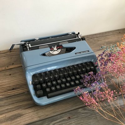 （年代秀）已讓藏～早期 日本製 All Deluxe 灰藍色打字機 老件收藏 陳列古道具