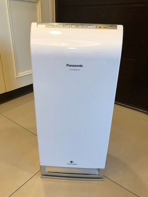 Panasonic 國際牌智慧感知空氣清淨機,F-PXC50W-W