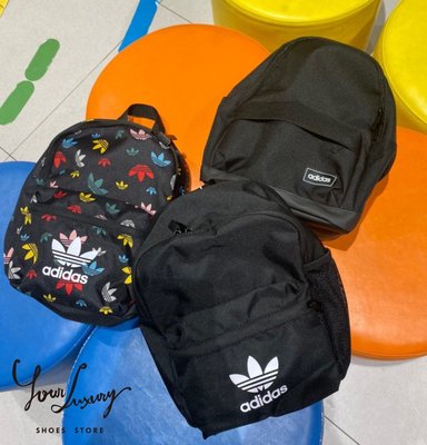 【Luxury】現貨 Adidas ORIGINALS 後背小包 後背包 兒童背包 尼龍 斜紋布 休閒背包 運動背包