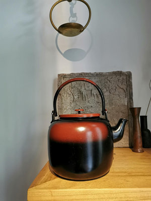 日本銅壺，品相很好，1800ML大容量，