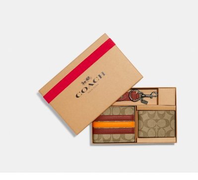 COACH Boxed 3 In 1 Wallet Gift Set In Signature Canvas With