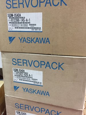 安川 伺服 驅動 控制器 YASKAWA SERVOPACK SGDM-A5ADA 日本原裝新品中古現貨