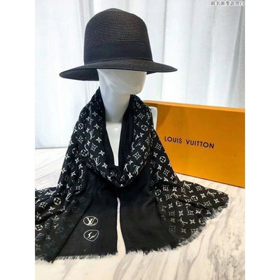 LV Monogram Drip Scarf MP3255 in 2023  Fashion, Louis vuitton monogram, Lv  monogram