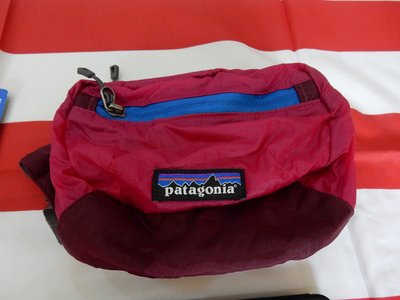 現貨商品 Patagonia Lightweight Travel Mini Hip Pack 1L 桃紅色輕量隨身腰包