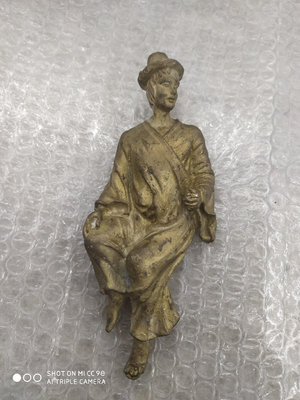 銅器純銅人像飾品一個352克 材質黃銅，尺寸品相見圖見視頻，二手東西特殊性不退不換舊東西難