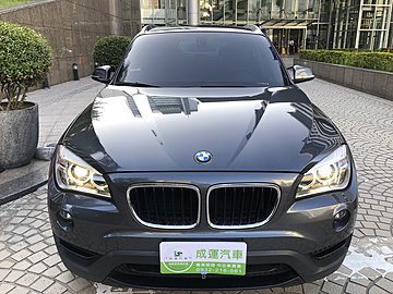 BMW X1 20i 汽油版 全景天窗 換檔快撥 輕鬆入主