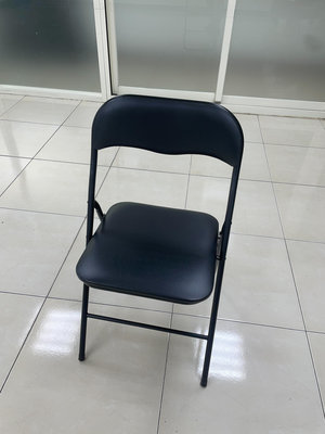 桃園國際二手貨中心---8-9成新~ 黑色折合椅  折椅  折疊椅  開會椅