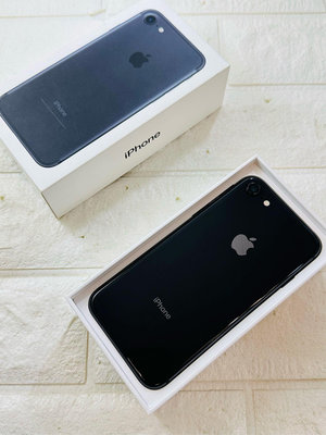（貳）蘋果二手 iPhone8 黑 太空灰  64G 功能正常 指紋正常 外觀9成新 面交自取