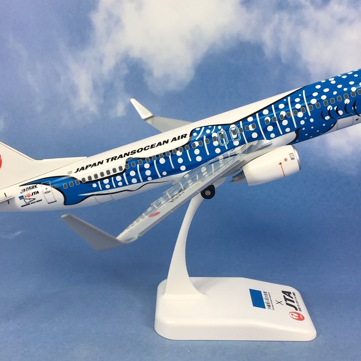 JCWINGS 1/400 JTA 737-800 ジンベエ JA05RK-