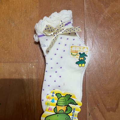 花邊點綴樣式 蝴蝶結點綴 嬰兒襪