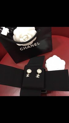 Chanel  耳環（sold out)