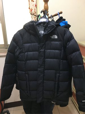 【The North Face】The North Face北面男款黑色輕便防潑水羽絨外套9成9新(S號及M號可選)