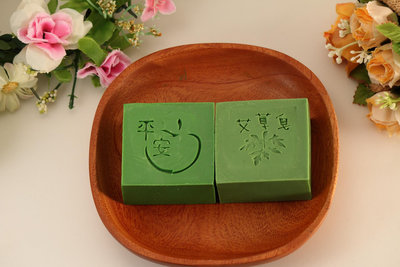 【芮媽咪手作坊】 ~艾草平安皂（含盒裝） ✿✿端午節／ 過年送禮／婚禮小物／ 送客禮物／贈品 ／手工皂✿✿