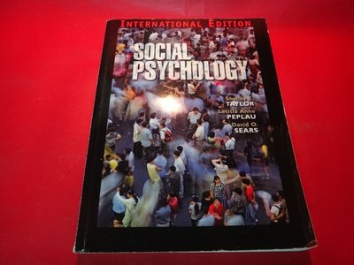 【愛悅二手書坊 22-13】Social Psychology (Paperback)