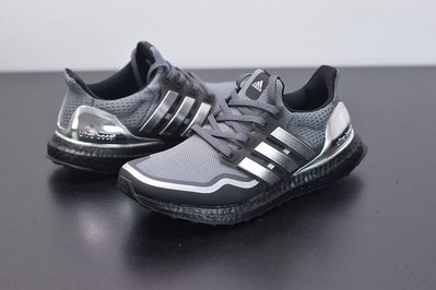 Adidas ultra boost mtl silver 黑銀 經典 9.5號