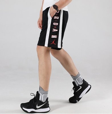 【熱賣精選】Nike Jordan 黑白紅 籃球褲 球褲 短褲 男生 924567011
