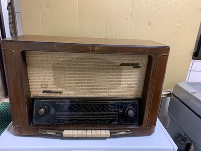 GRUNDIG 5050 W/3D 古董 真空管 收音機