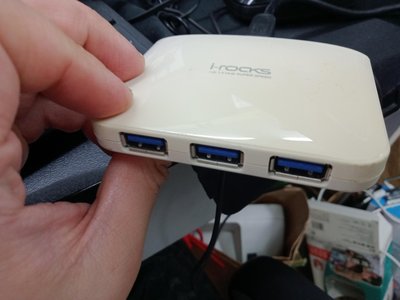 大媽桂二手屋，i-rocks OR-7300 USB 3.0 HUB ，USB分接器， 向下支援USB 2.0，超高速傳輸，有使用痕跡，保證網路最低，原價999