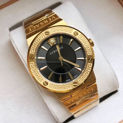 VERSACE Greca Logo 黑色面錶盤 金色不鏽鋼錶帶 石英 女士手錶 VEVH00820 凡賽斯腕錶
