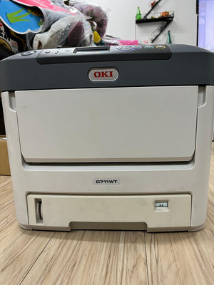OKI C711WT 白色 四色碳粉雷射印表機 A4 可搭配轉印紙 印製T-SHIRT 馬克杯 包包 紡織品 皮革