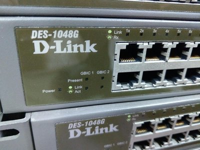 151（3C）D-Link DES-1048G 高階 有GBIC Switch 交換器 功能正常 路由器 分享 網管 品相如圖