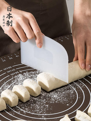 ~爆款熱賣  日本進口cakeland切面刀 蛋糕奶油刮刀抹刀 家用腸粉刮板烘焙工具