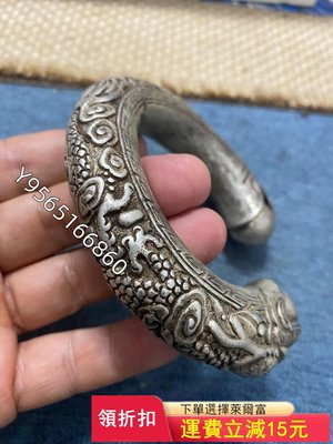 西藏利馬白銅制成的手鐲。早年在西藏購買的。重100克左右。28554古玩 收藏 古董【愛收藏】
