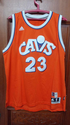 NBA克里夫蘭騎士隊Lebron James復古卡通橘色球衣XL號