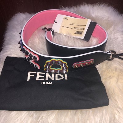 FENDI  strap you logo strap全新 黑色吉他揹帶包包替換揹帶