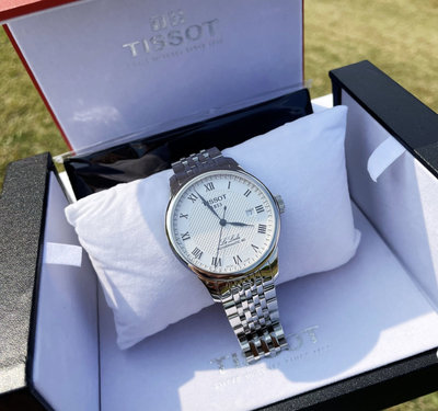TISSOT Le Locle Powermatic 80 白色面錶盤 銀色不鏽鋼錶帶 男士 自動機械錶 T0064071103300