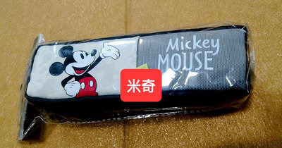 全新正版現貨 非常特價 迪士尼~古典~米奇中方型筆袋熊抱哥 草莓熊🍓🍓🍓 鉛筆盒 禮物