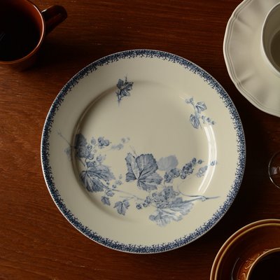 中古風闊葉漿果陶瓷牛排盤  西餐盤 藍色 米白色 陶瓷盤子 牛排盤 餐具 陶瓷圓盤【小雜貨】