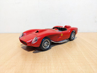 ~ 阿開王 ~ Bburago Ferrari 250 Testa Rossa 1/24 比美高 法拉利 義大利製 紅