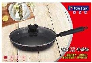 【愛佳寶】30cm碳鋼不沾覆底平煎鍋AKB-POT30（含鍋蓋）