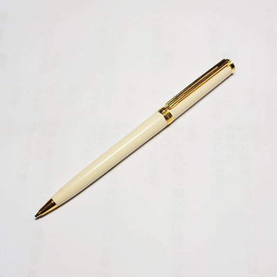 萬寶龍-貴族（oblige)米白0.7mm鉛筆