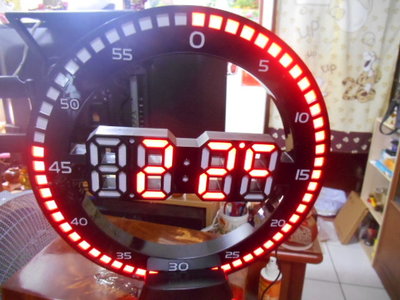 LED數位時鐘 數字鐘 壁掛 夜光 時尚工業風 科技電子鐘 電子式 掛鐘 LED 3D紅色 立體電子時鐘 掛鐘