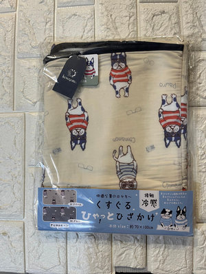 Kusuguru Japan日本眼鏡貓Animal Mode法鬥犬Matilda-san冷氣空調斗篷鈕扣式披肩薄毯