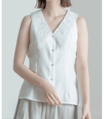 綺丹尼 日本FURRY蕾絲領無袖襯衫 J10143844 預購