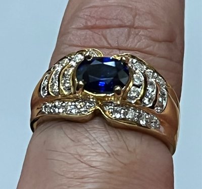 錫蘭（斯里蘭卡）天然藍寶石戒指，尺寸17mm，有台灣證書