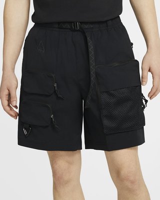 TSU 真品代購 Nike ACG Cargo Shorts 機能工裝 口袋短褲 黑色  米白 CK7856-010