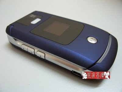 『皇家昌庫』Motorola V3X 3G版本 全新盒裝 黑色 超薄機 藍牙 錄聲錄影 記憶卡擴充 保固一年