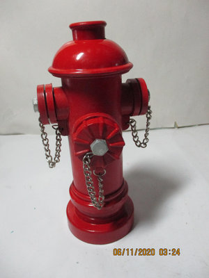 《瑋哥童趣屋》消防栓造型 公仔娃娃 擺件/ 擺飾~(尺寸高約：16.5 cm，較舊)…促000