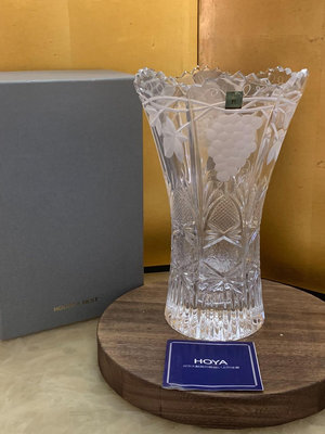 日本豪雅水晶浮雕花瓶 大尺寸 原盒原包裝 大尺寸 品質如圖