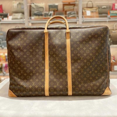 70cm LV vintage 中古老花行李袋手提袋。尺寸70*50*20cm 成色自用很可以，正常使用感。