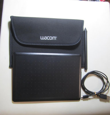 wacom one 繪圖板 ctl-472 (附原廠附感壓筆)