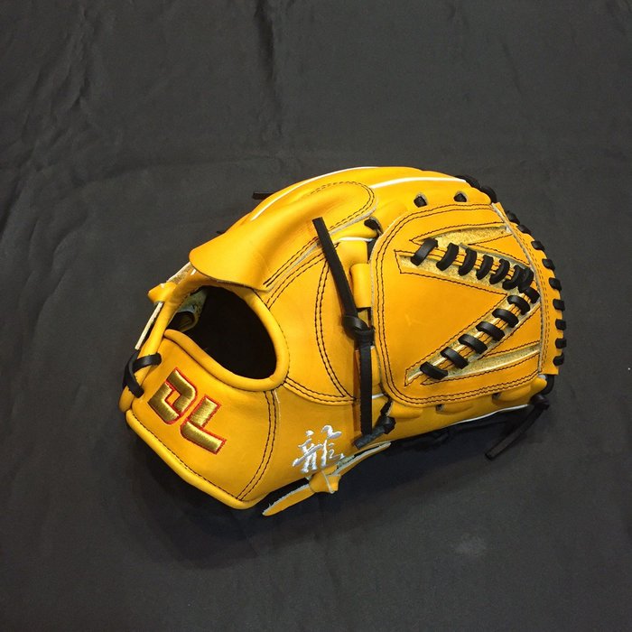棒球世界全新DL 職業組棒球投手用手套龍系列特價12吋| Yahoo奇摩拍賣