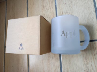 蘋果Apple 霧面磨砂馬克杯Apple Glass Mug N981004，附贈星巴克隨身杯（購買前請先即時通聯繫）