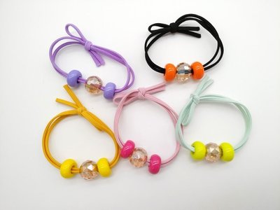 ~Tinny小鋪(烘焙/雜貨)~韓國彩珠結髮圈飾品髮繩髮束1卡H01