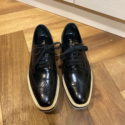 正品 Prada 黑色厚底牛津鞋 37.5