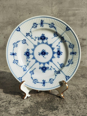 【Vintage中古】丹麥皇家哥本哈根手繪青花平邊唐草甜品盤